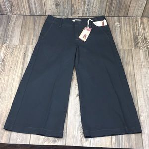 Lee Gaucho Stretch Low Rise Mid-Length Women’s 7/8